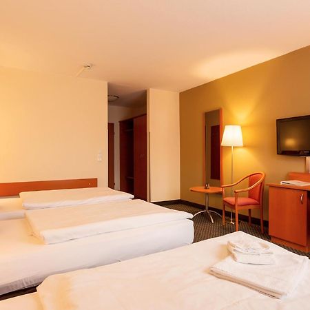 Central Hotel Loewen Feldkirch Quarto foto